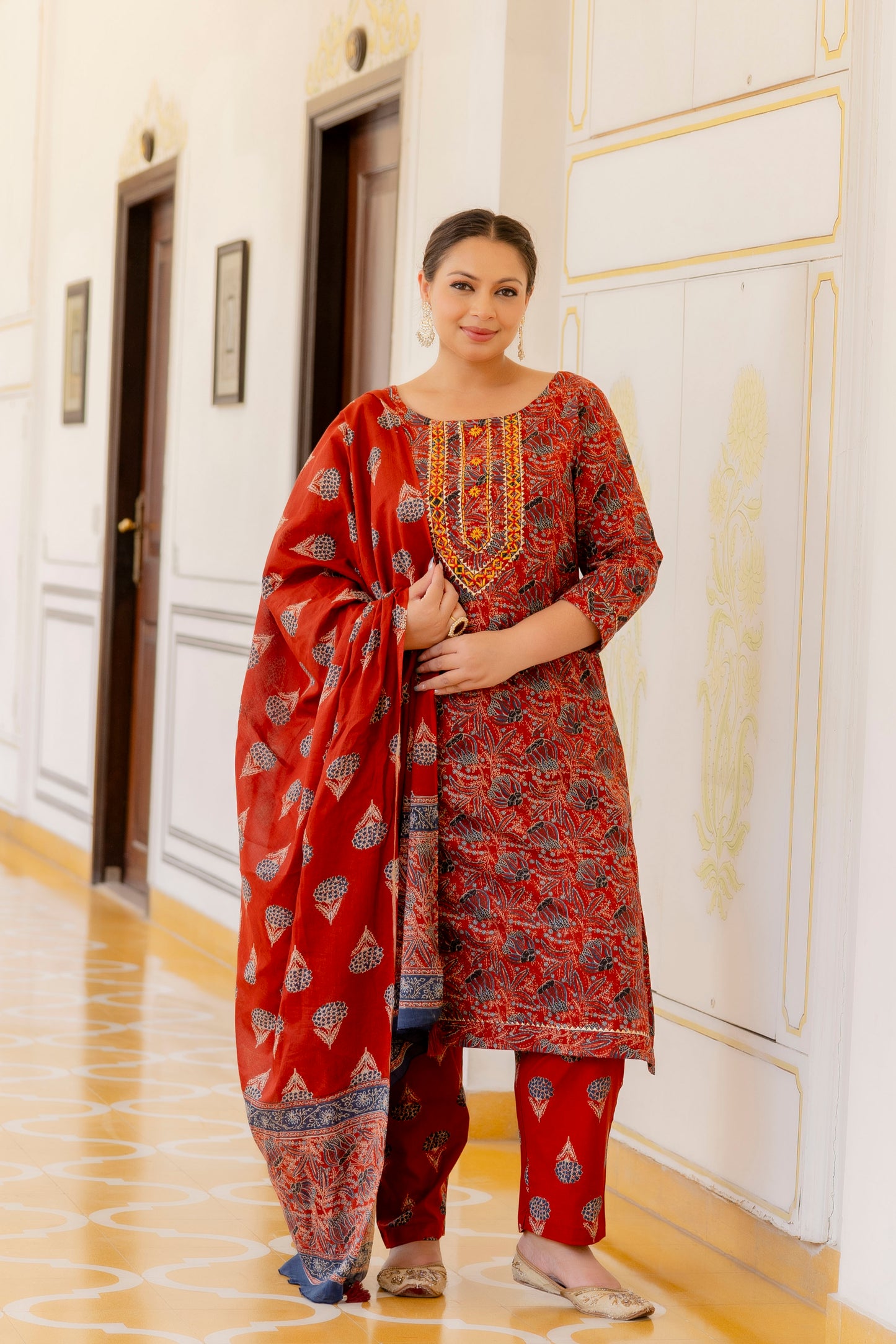Red Printed Kurta pant Dupatta Set (Cotton)