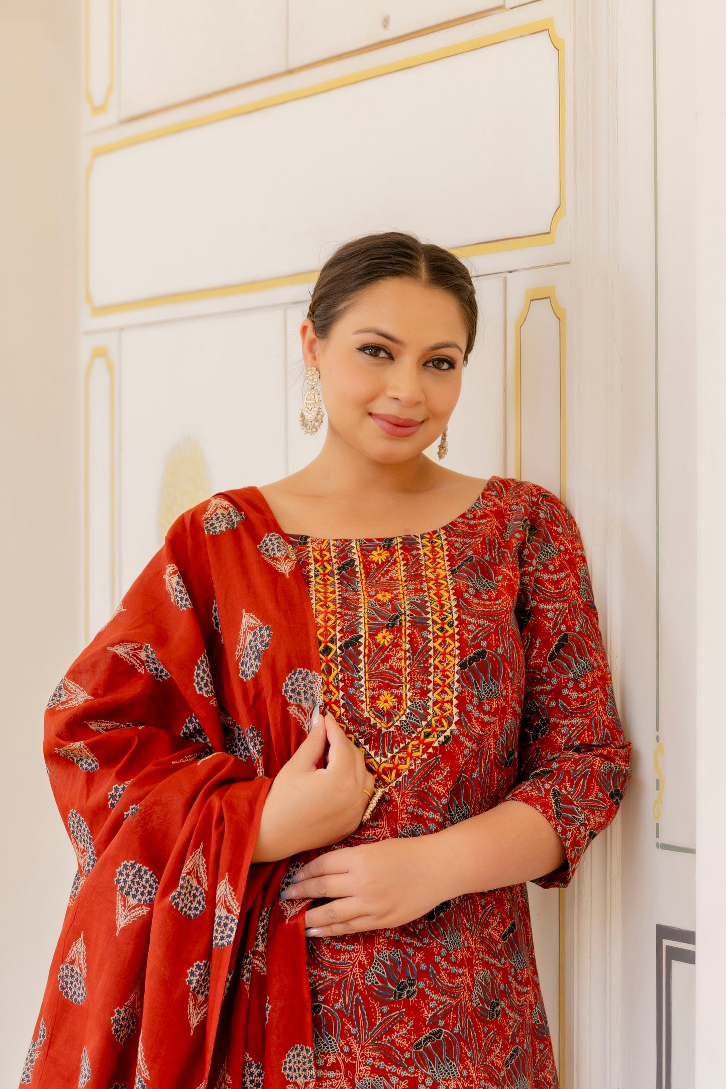Red Printed Kurta pant Dupatta Set (Cotton)
