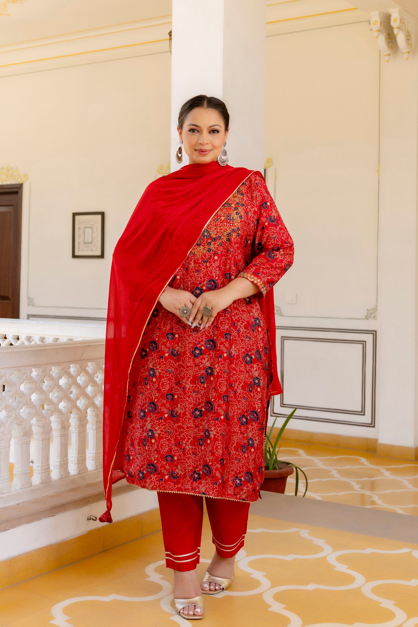 Red Embroidered Kurta Pant & Dupatta Set (Muslin)