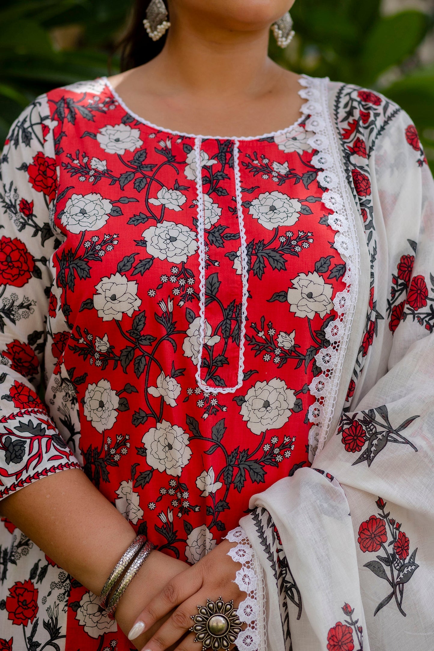 Red Printed Kurta pant Dupatta Set (Cotton)