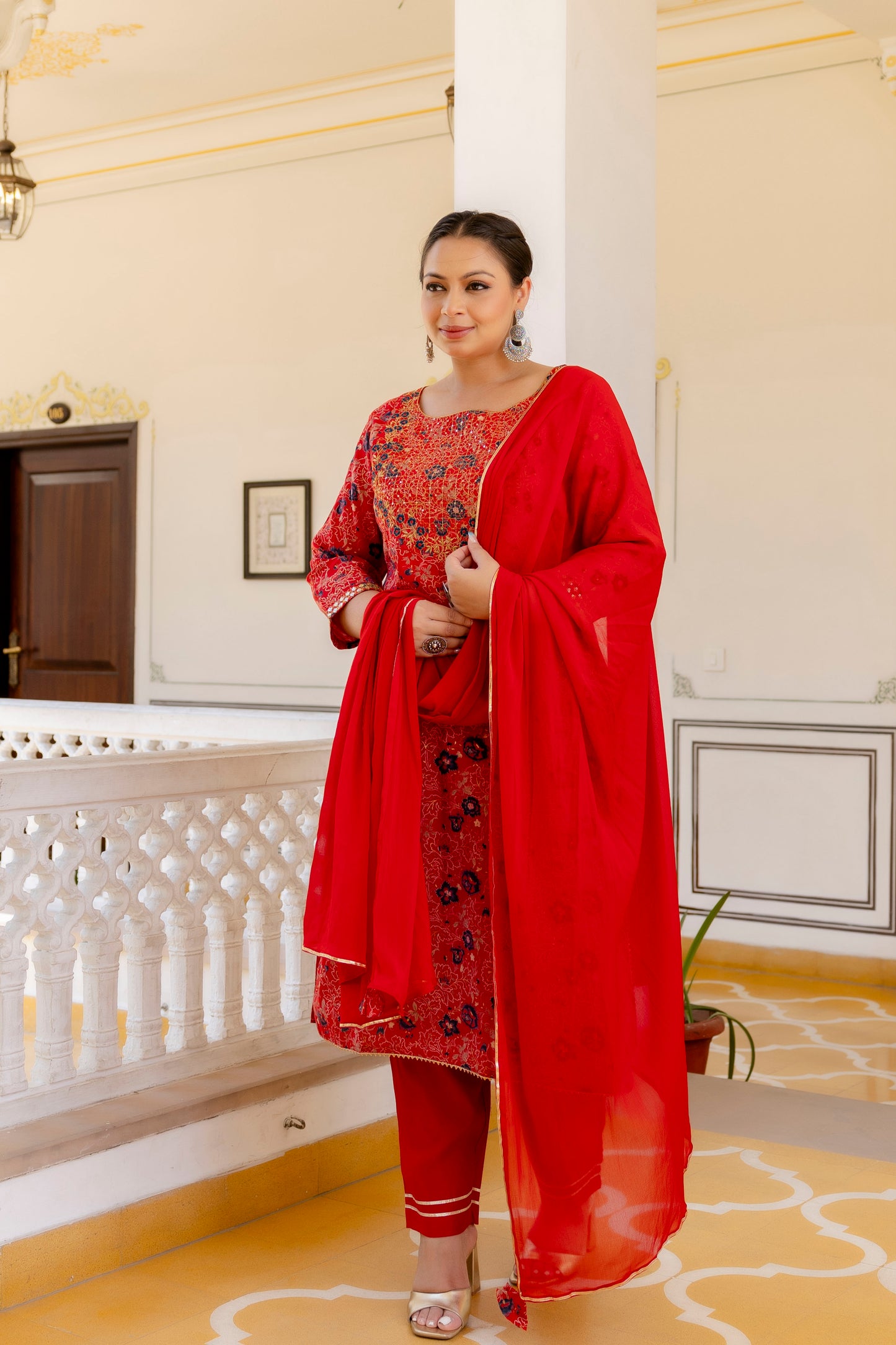 Red Embroidered Kurta Pant & Dupatta Set (Muslin)