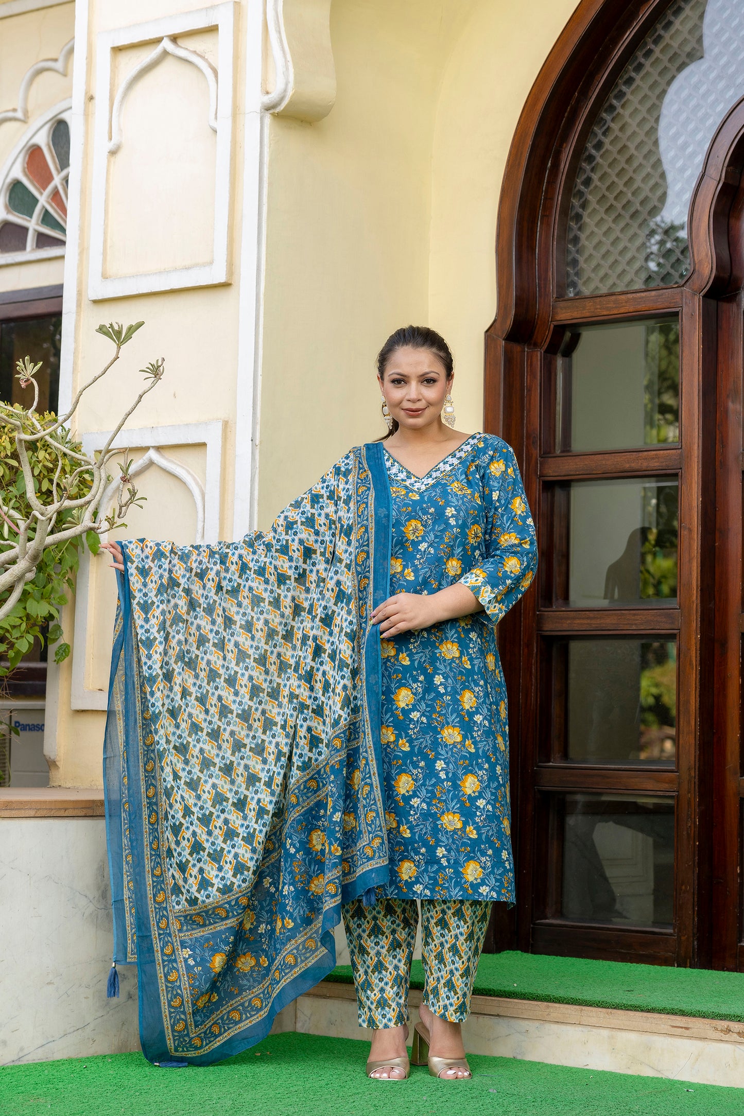 Blue Cotton Kurta pant Dupatta Set