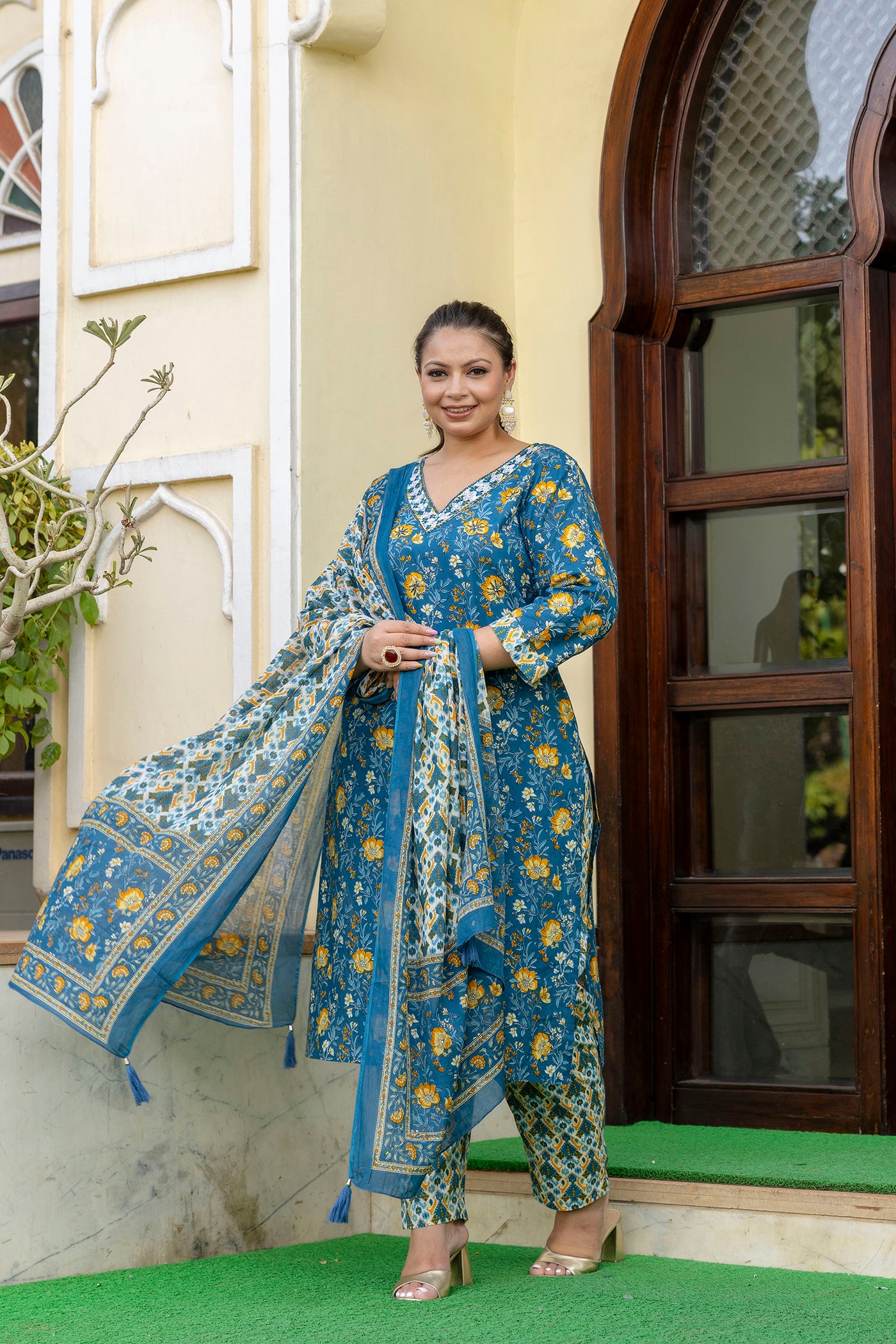 Blue Cotton Kurta pant Dupatta Set