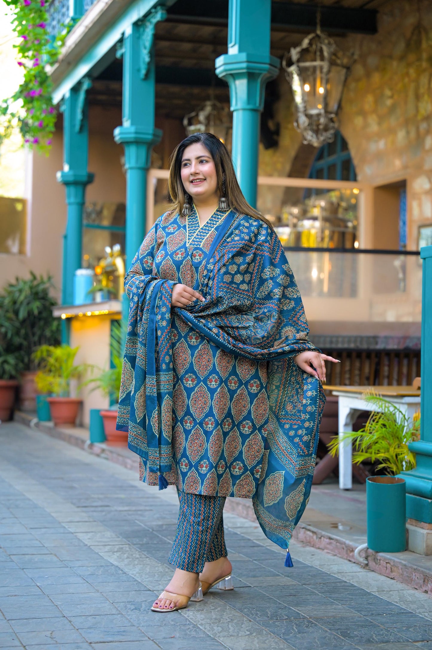 Blue Printed Kurta pant Dupatta Set (Cotton)