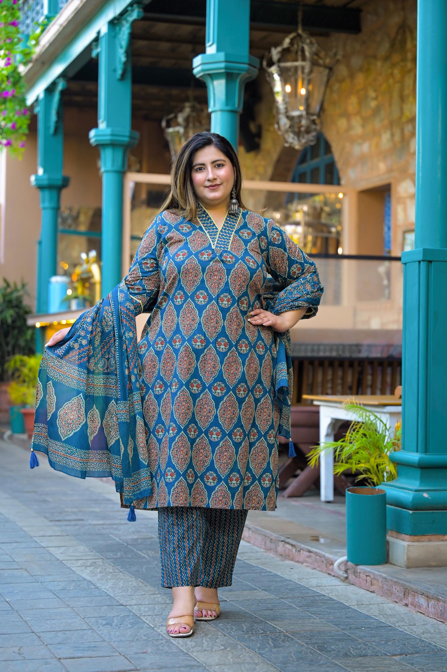 Blue Printed Kurta pant Dupatta Set (Cotton)