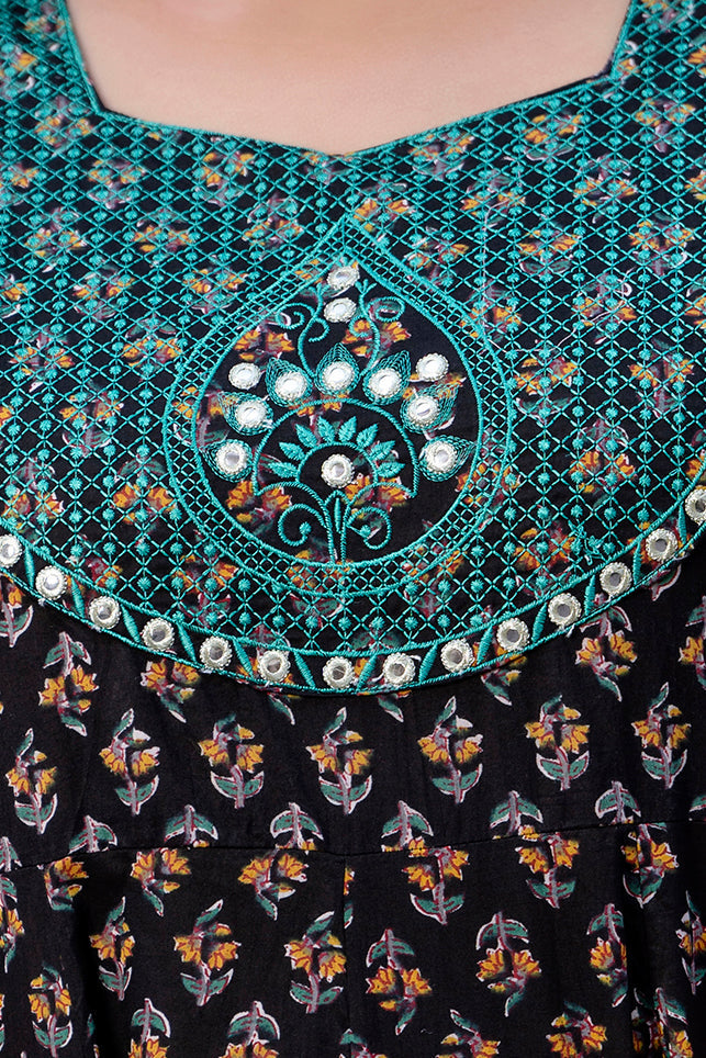 Black Embroidered Anarkali Kurta & Dupatta Set (Pure Cotton)